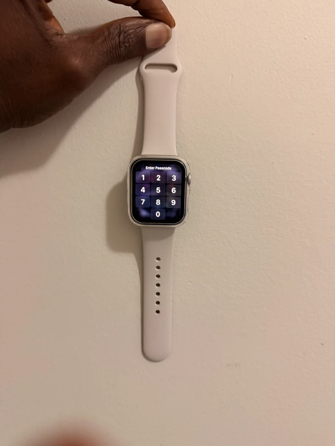 Apple Watch with White Band - photo 2