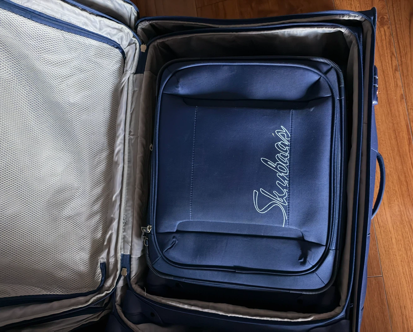 Travel bags - photo 2