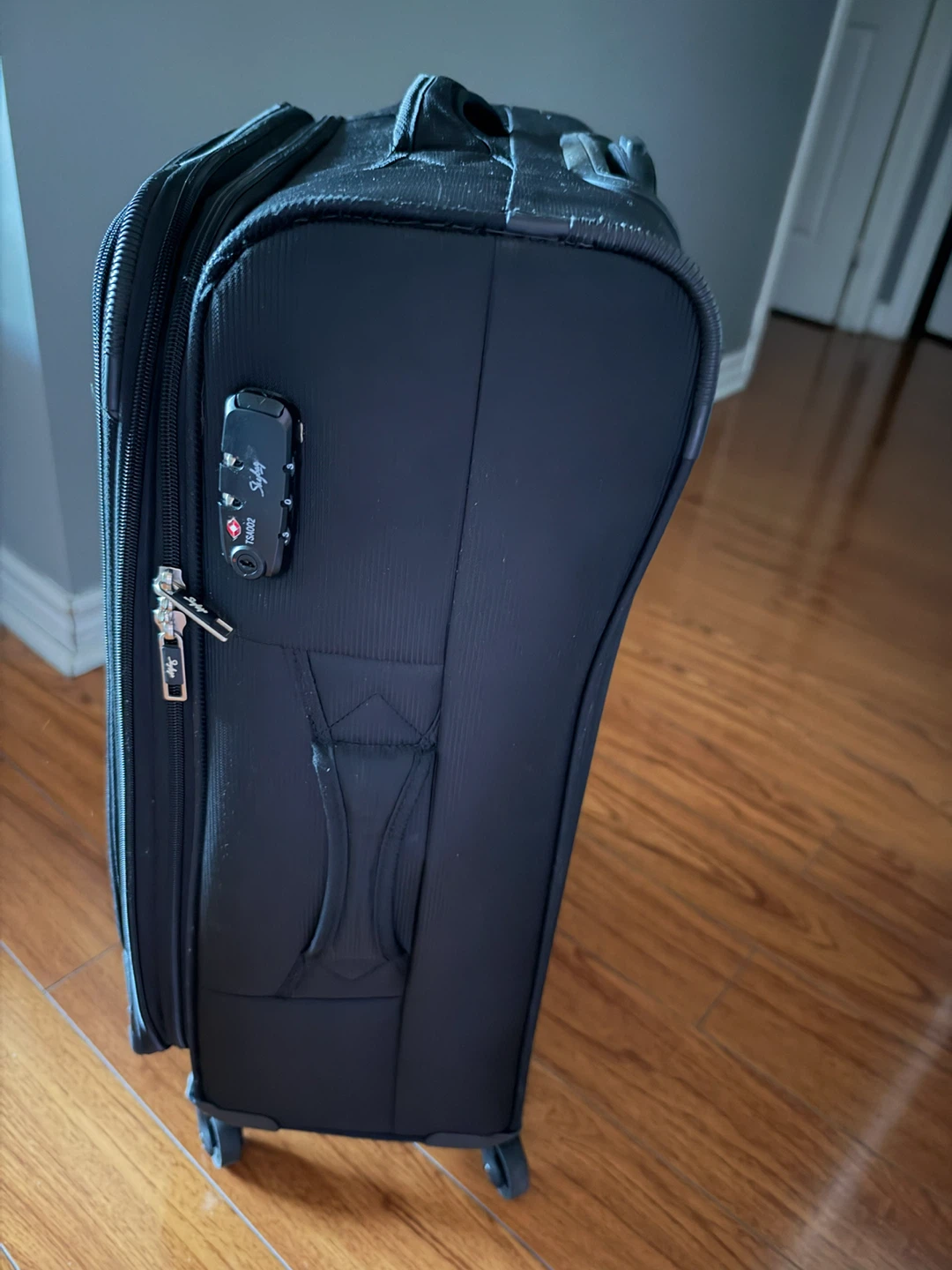 Travel bags - photo 3