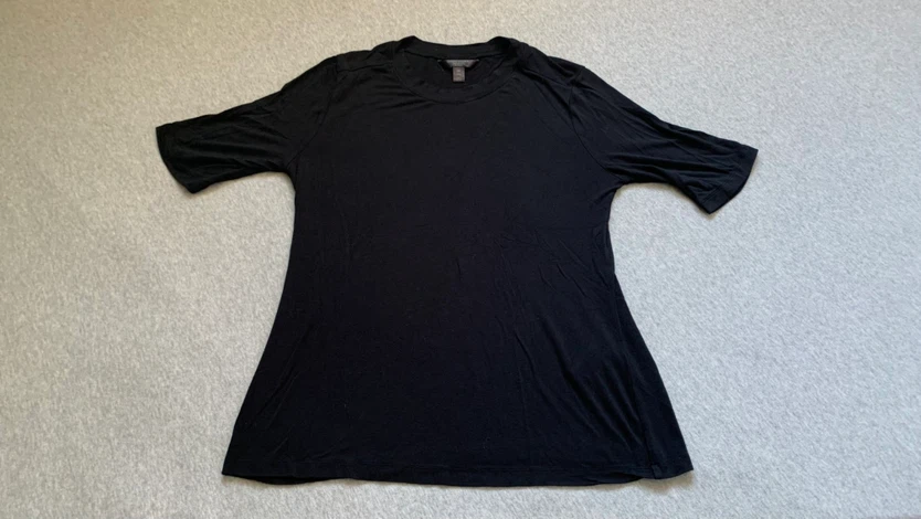 Banana Republic Threadsoft Ladies Black T-Shirt - Size Small