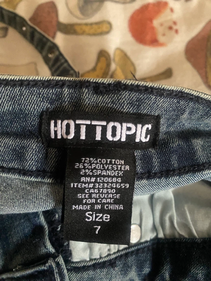 Hot Topic Grey Denim Jeans - Size 7 - photo 2