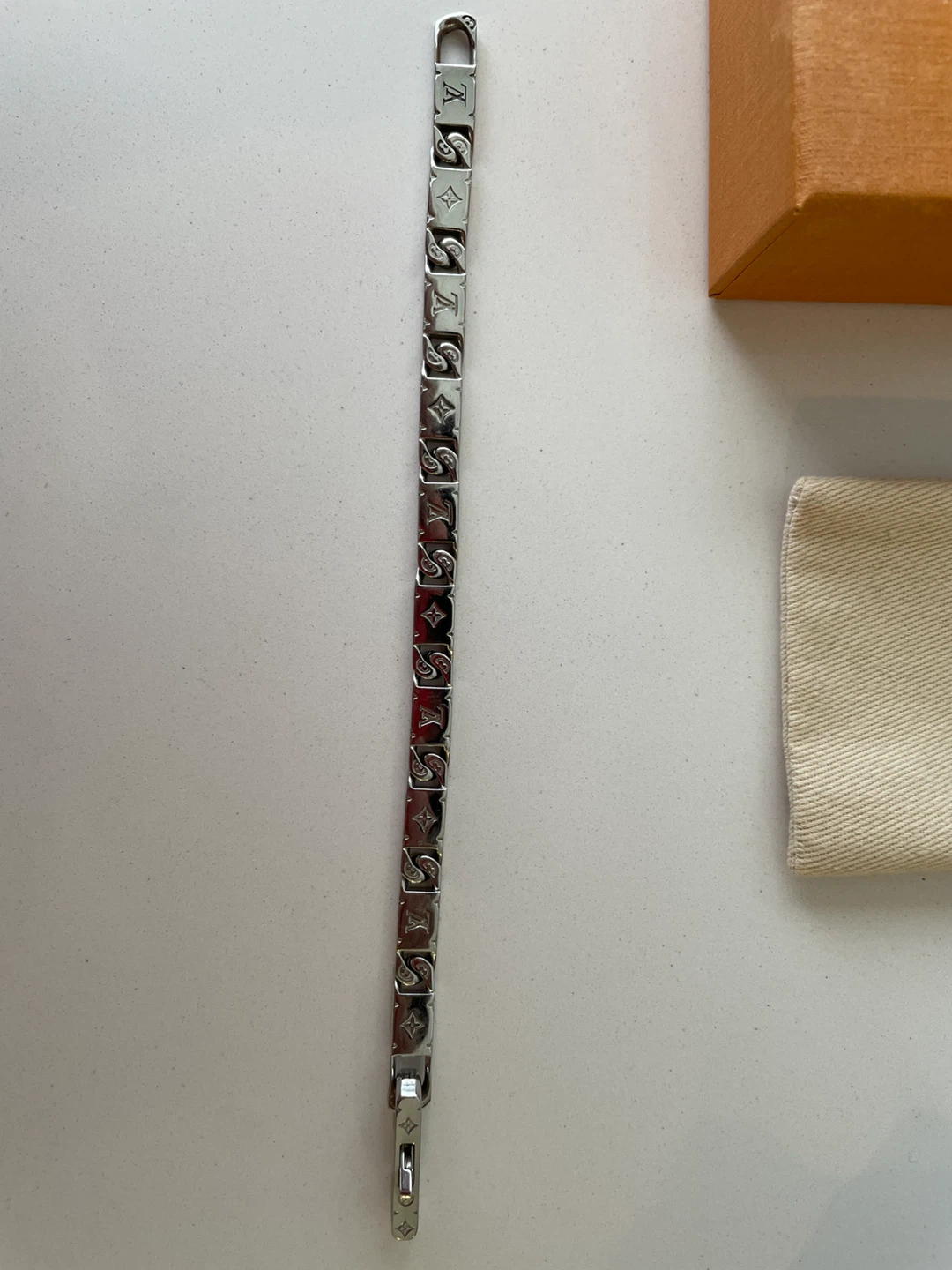 Louis Vuitton Monogram Bracelet - photo 4