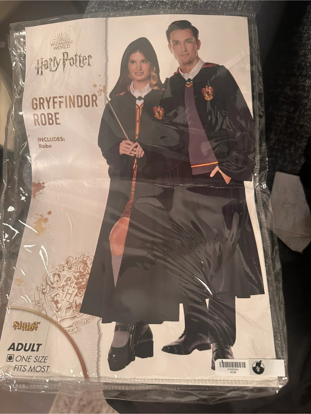 Harry Potter Gryffindor Robe and Tie Set