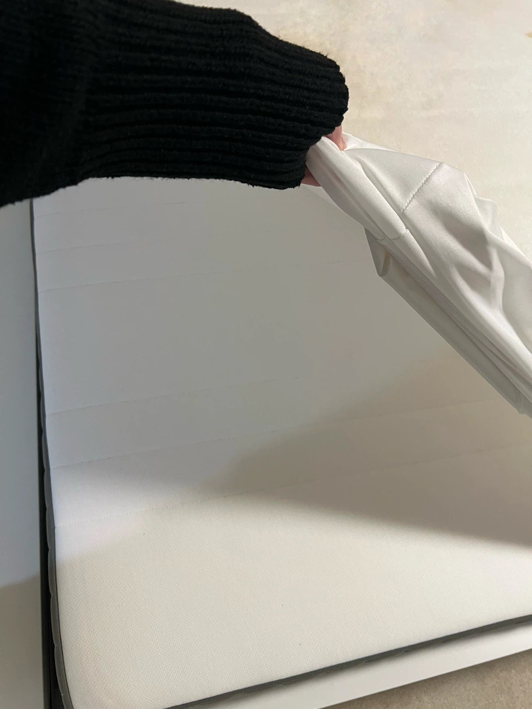 IKEA MALM White Bed Frame + MORGEDAL Mattress – Queen Size - photo 5