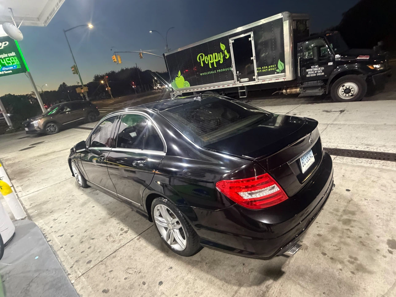 Mercedes-Benz C-Class Sedan - photo 2