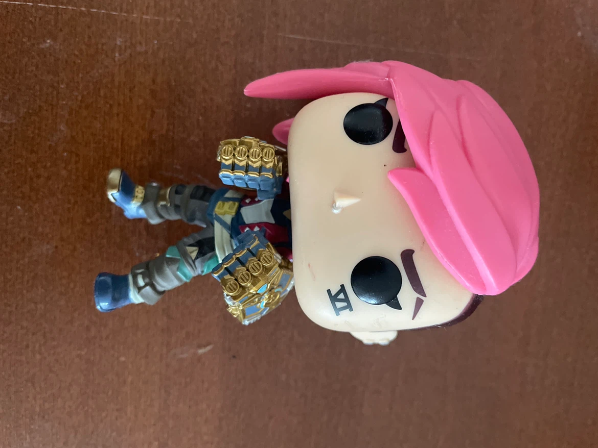 Funko Pop Arcane Caitlyn and Vi Figures - photo 3