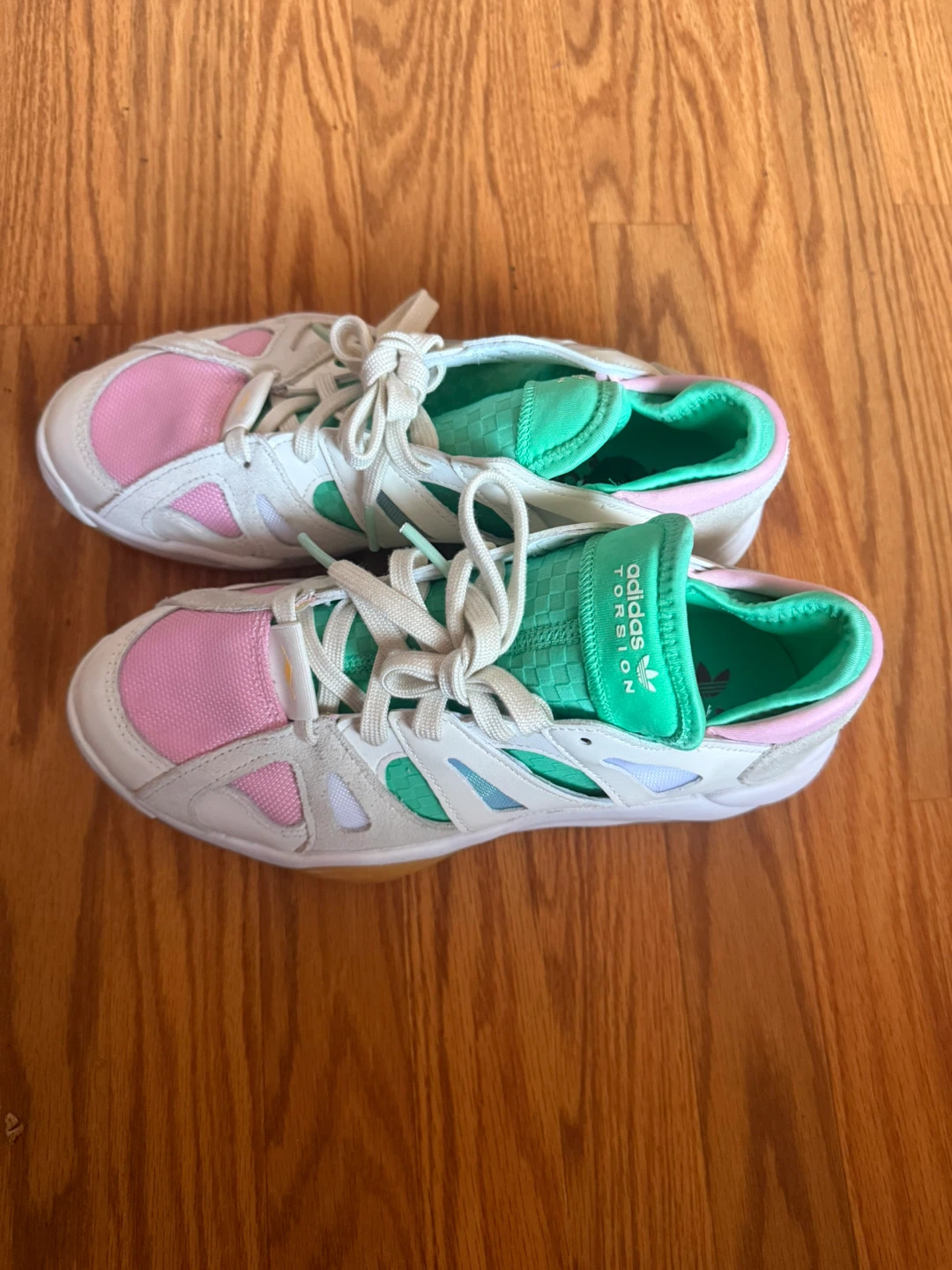 Adidas Torsion Sneakers Size 7
