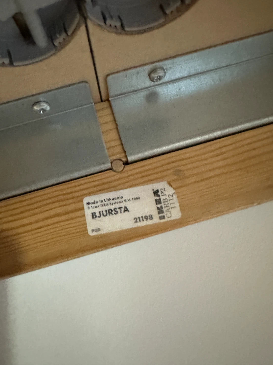 IKEA Bjursta Dining Table - photo 3