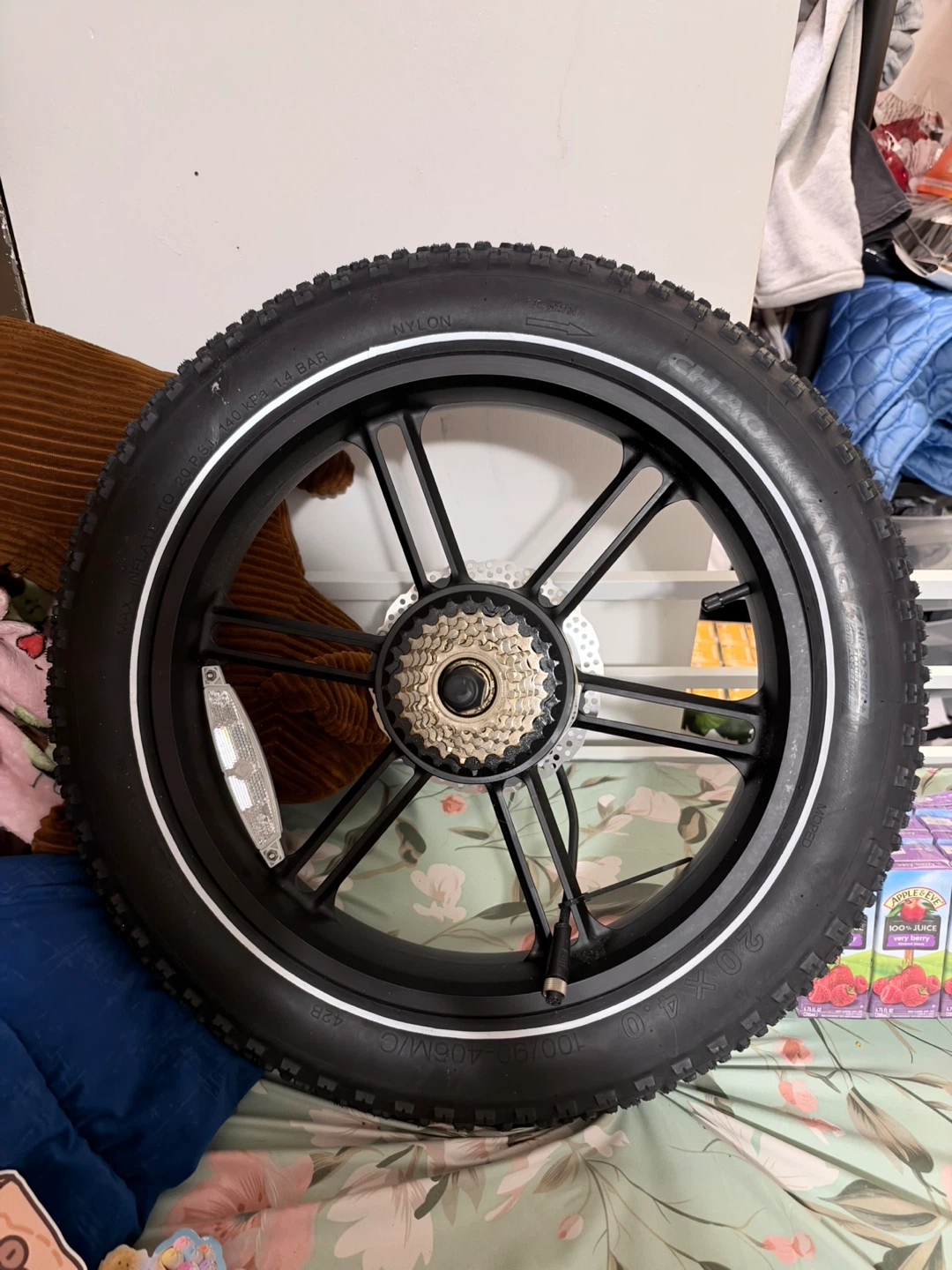20x4.0 E-Bike Rear Wheel with Hub Motor, Heybike Ranger S - photo 2