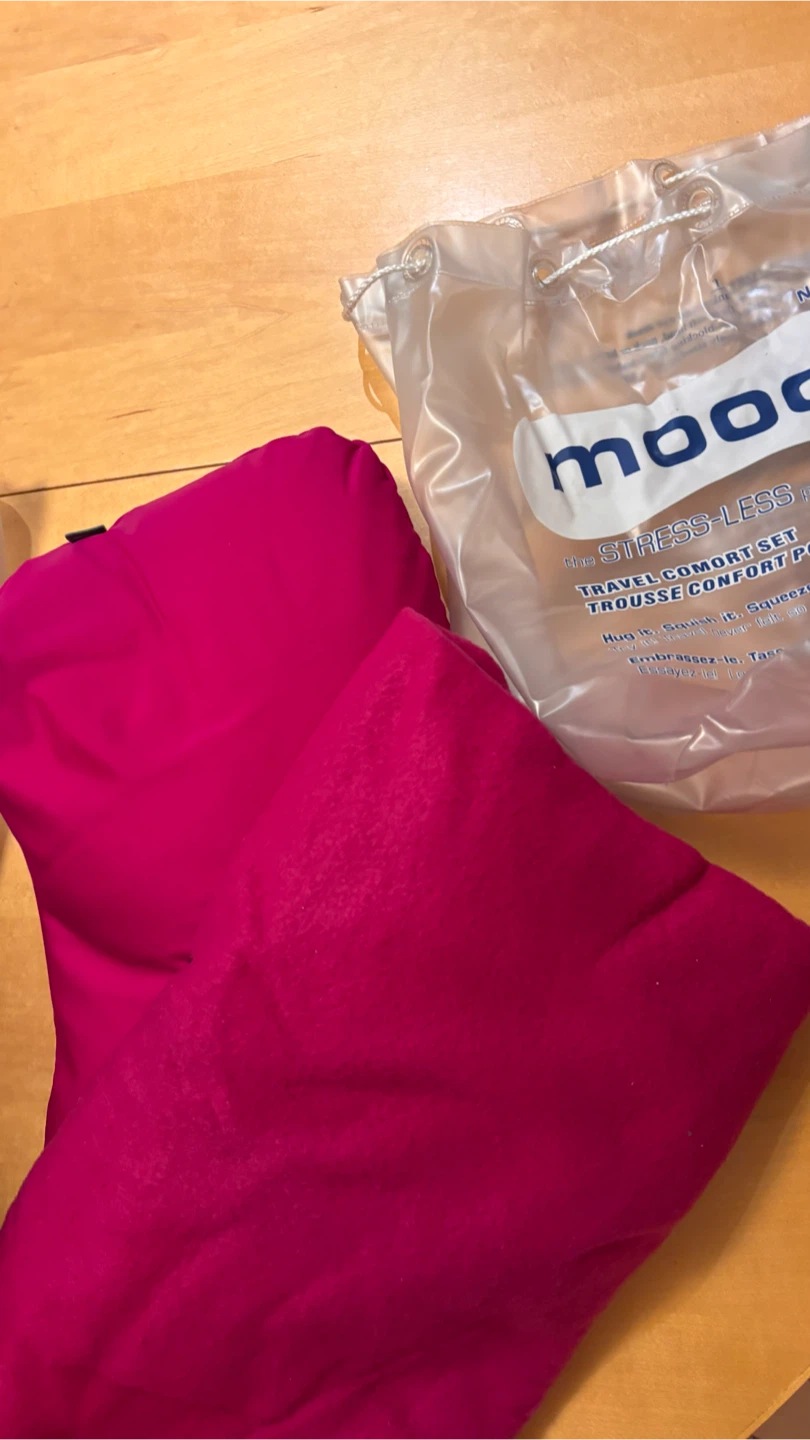 Mood Stress-Less Travel Pillow Comfort Set - photo 3