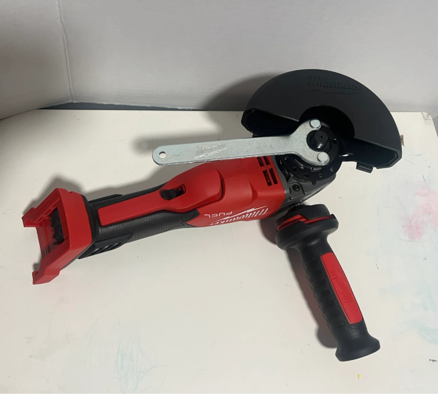 Milwaukee M18 FUEL Angle Grinder