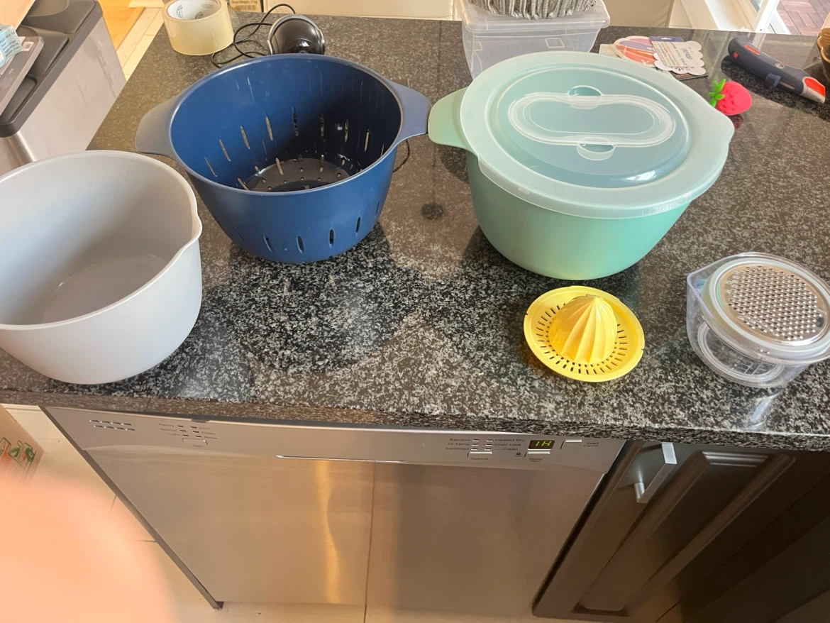 Kitchen Prep Bowl Set with Sieve and Juicer