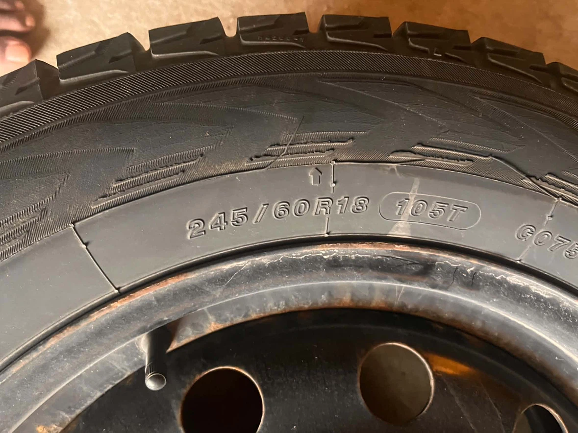 Yokohama Studless Winter Tire 245/60R18