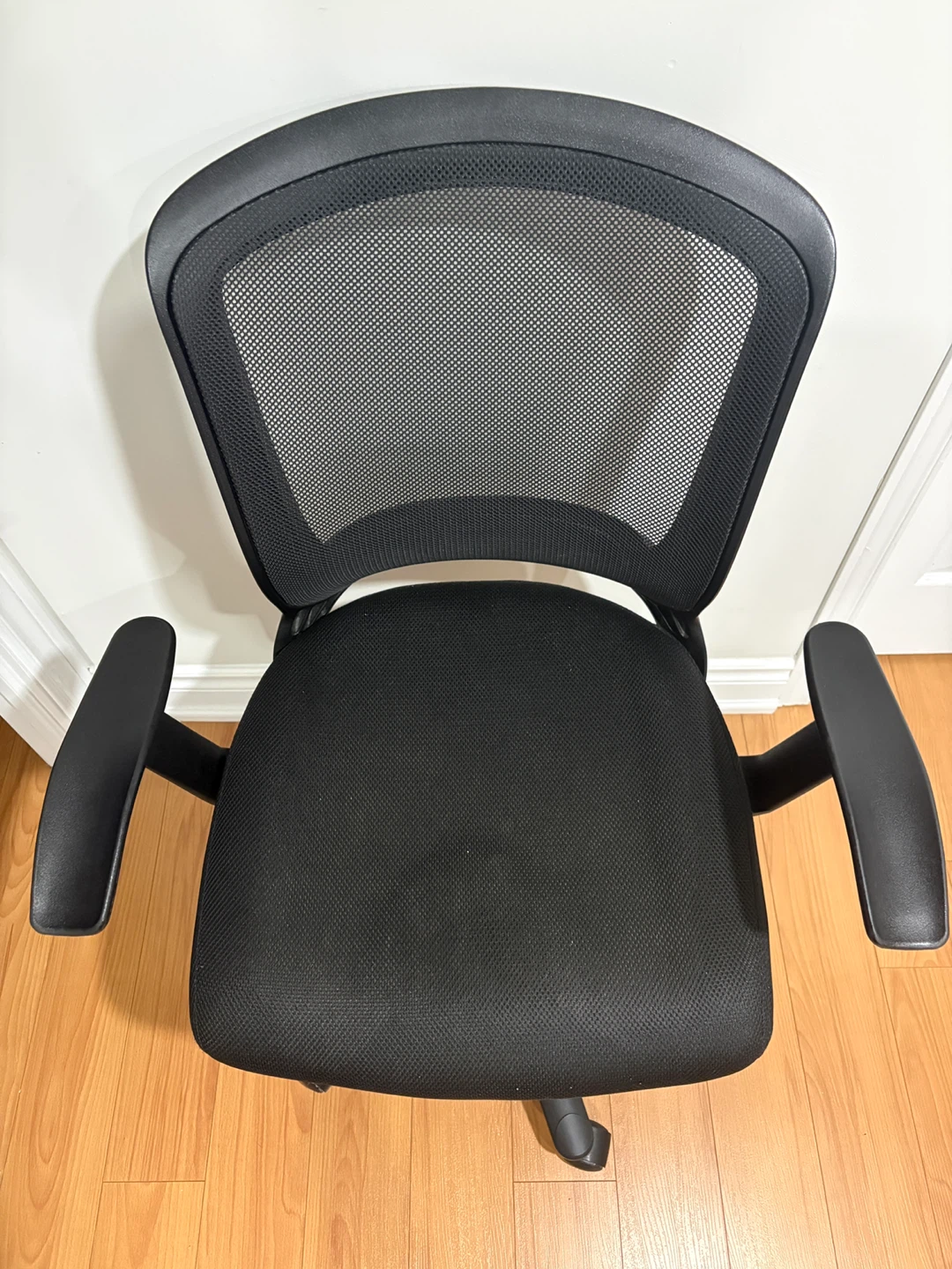 Black Mesh Office Chair