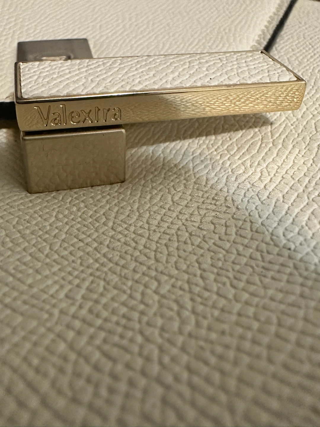 Valextra Iside Handbag - photo 3