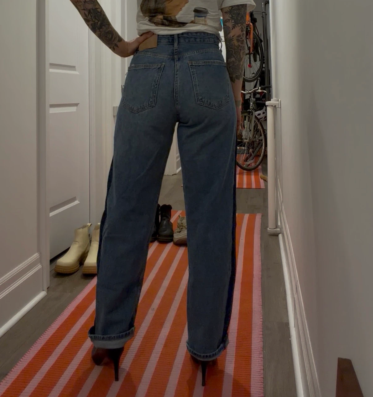 Zara Barrel Jeans - photo 2