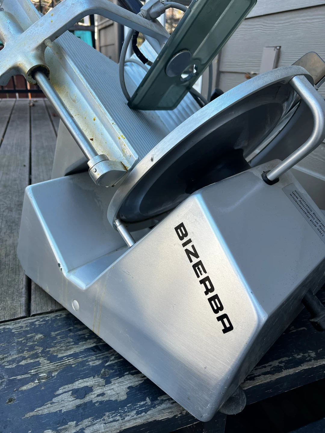 Bizerba GSP-series heavy-duty commercial meat and deli slicer