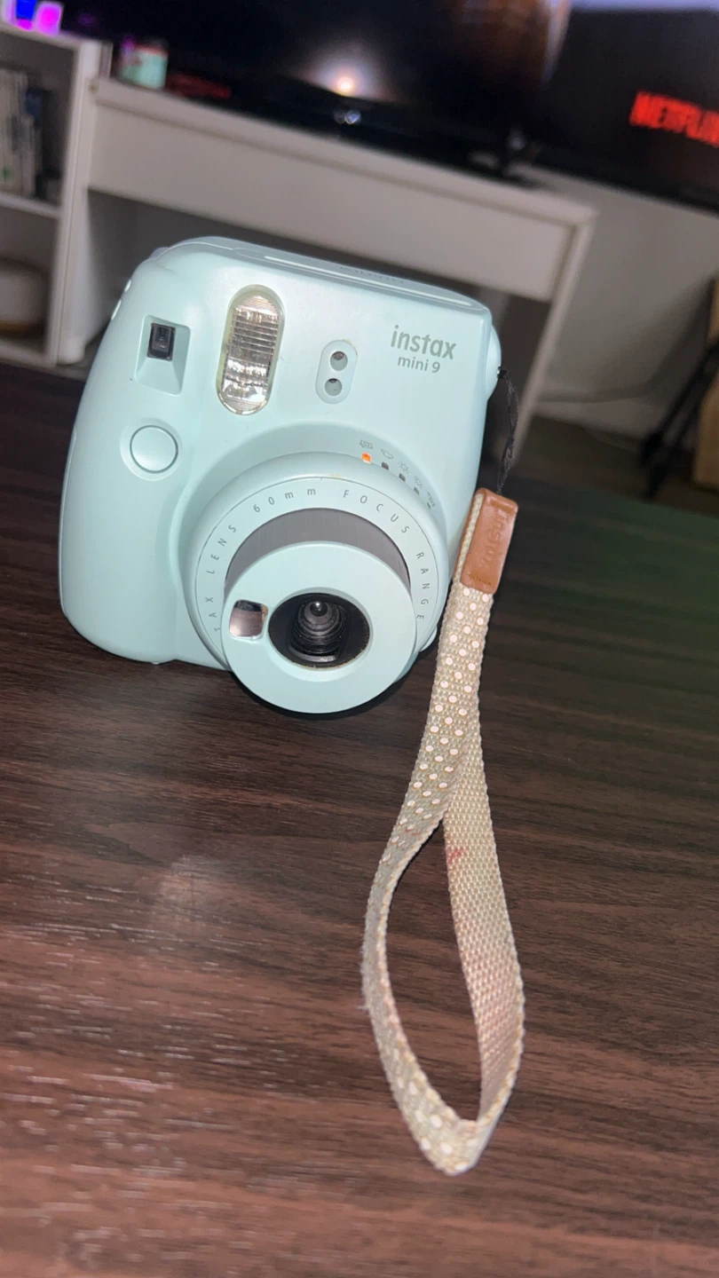 Brand new INSTAX MINI 9