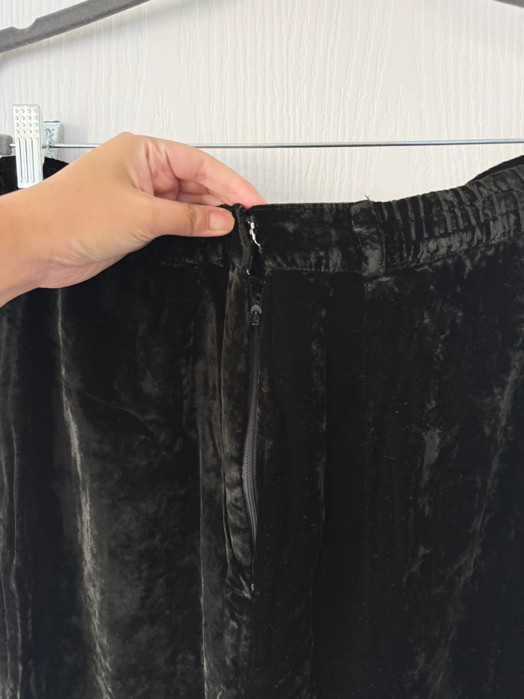 Black Velvet Midi Skirt - photo 4