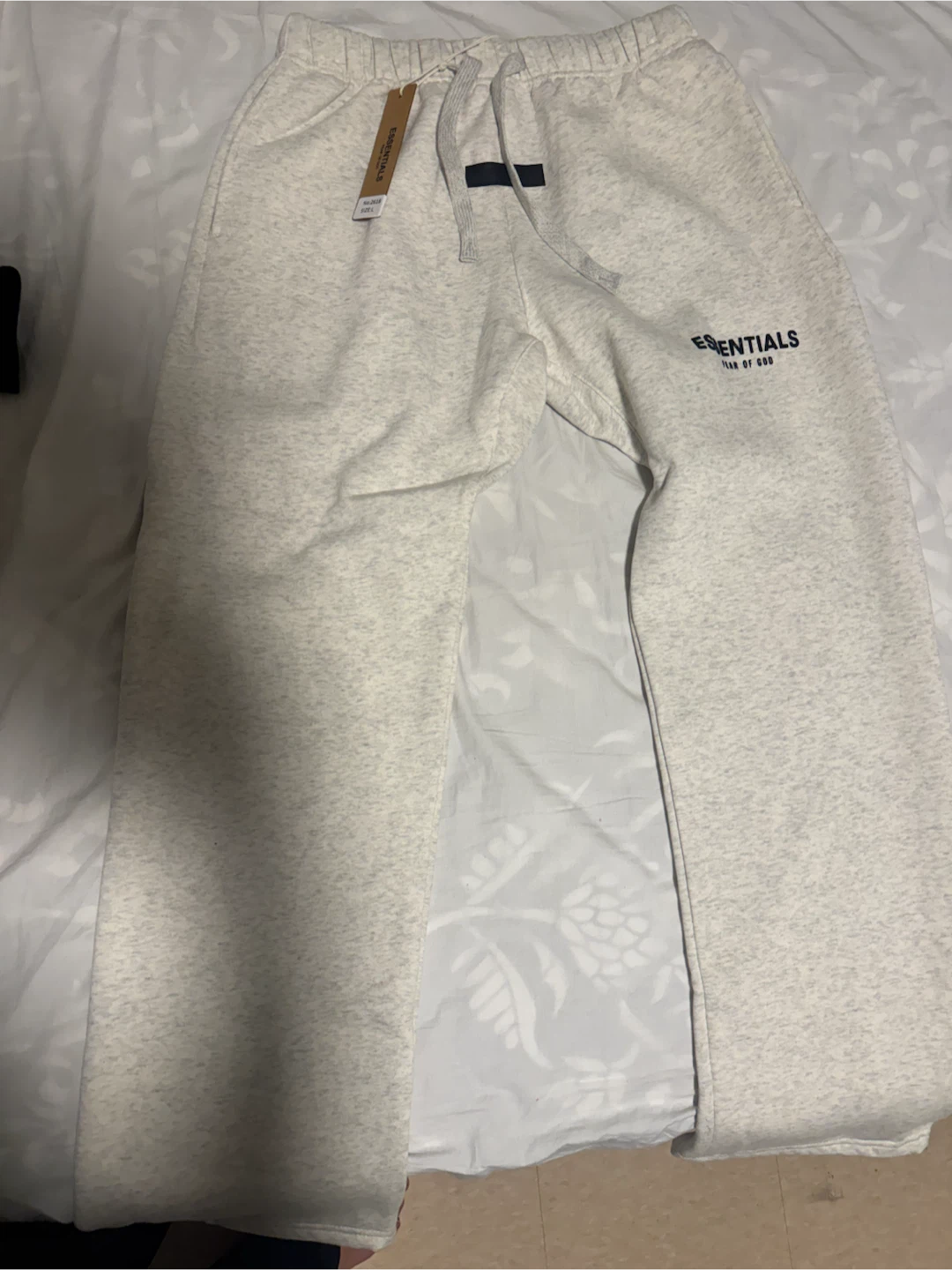 ESSENTIALS Fear of God Sweatpants Grey - photo 2