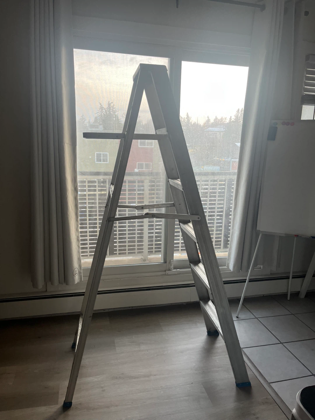 6 FT Aluminum Step Ladder