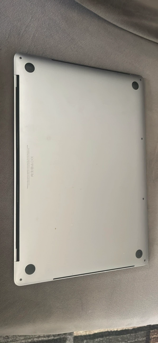 2017 MacBook Pro 15 inch 512ssd 16gb ram - photo 4