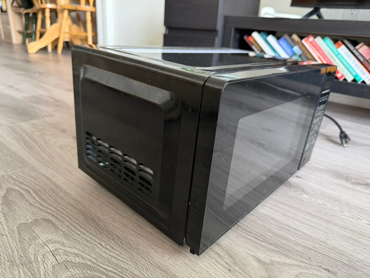 Hamilton Beach Black Microwave - photo 2