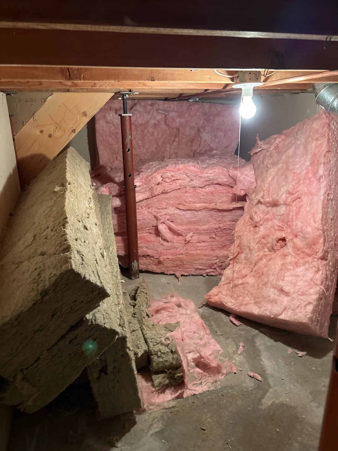 Assorted Home Insulation Batts
