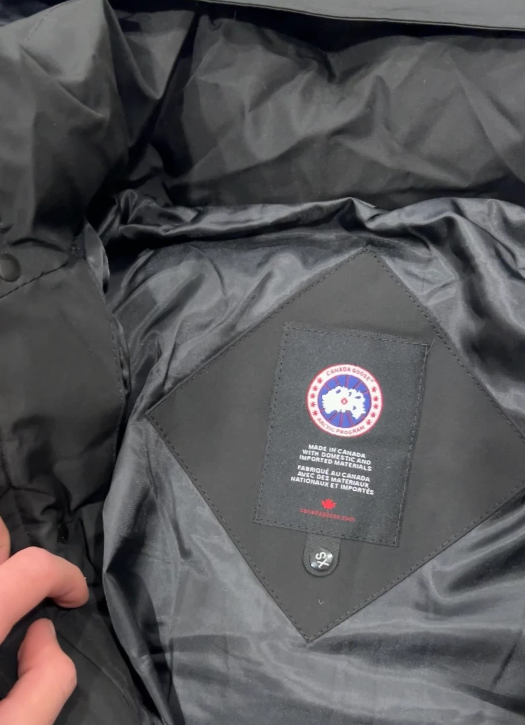 Canada Goose Wyndham Black Down Jacket - photo 5