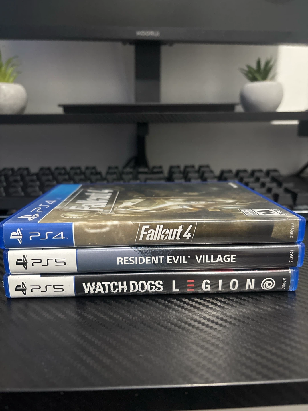 Fallout 4 PS4 and Resident Evil Village/Watch Dogs Legion PS5