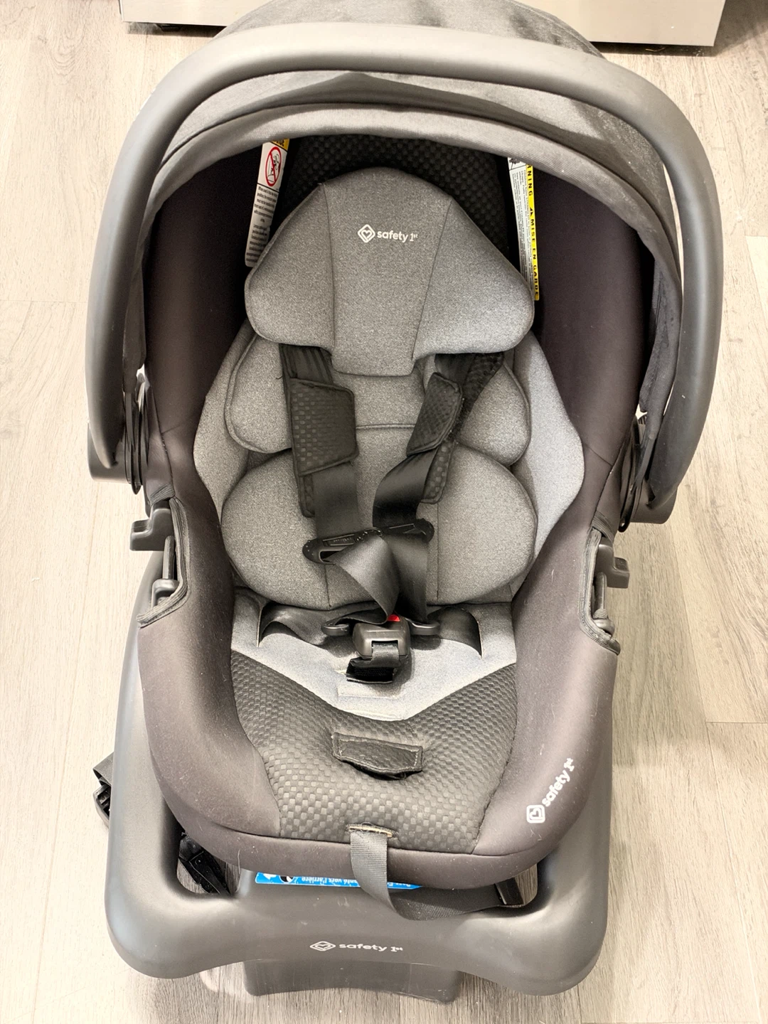 Safety 1st onBoard FLX Infant Car Seat