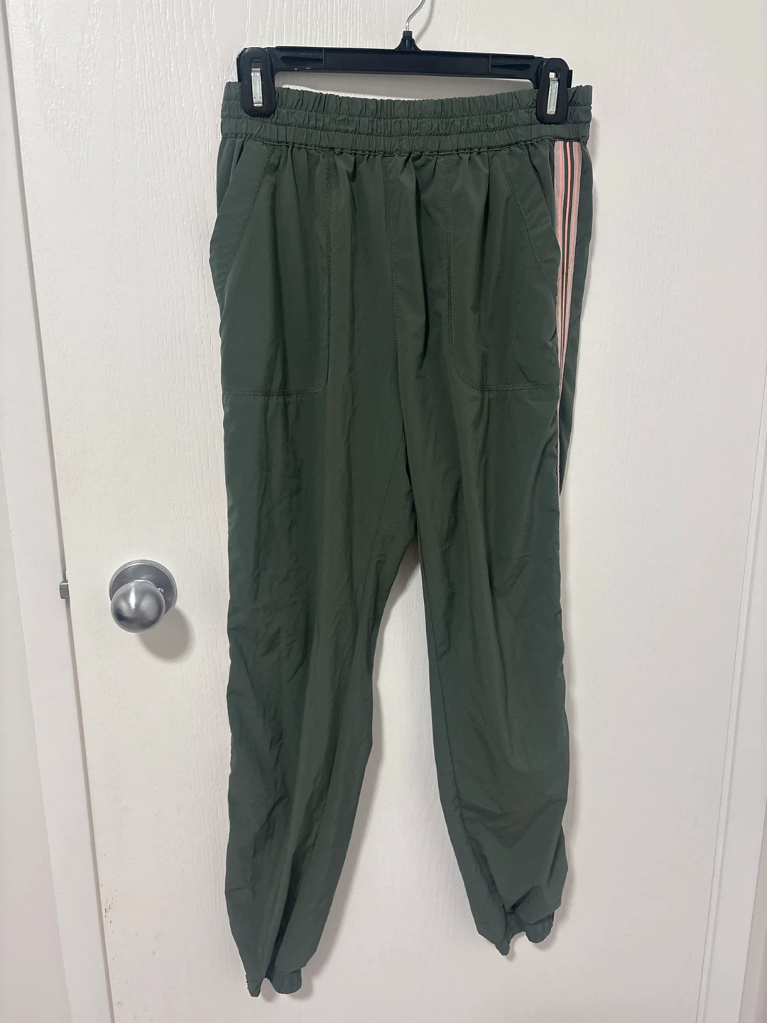 Tna Olive Green Joggers