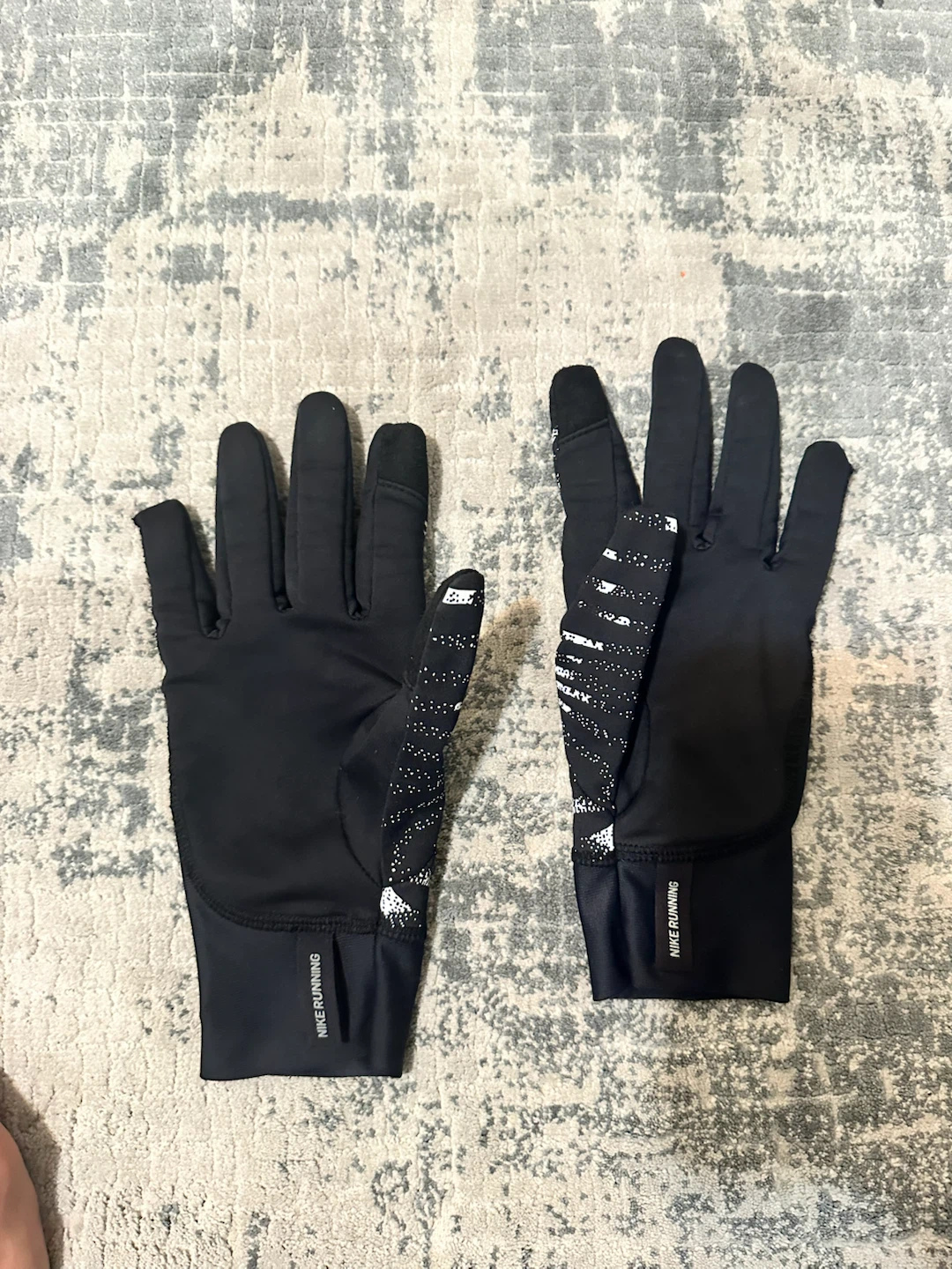 Nike Running Gloves with Reflective Print - photo 5