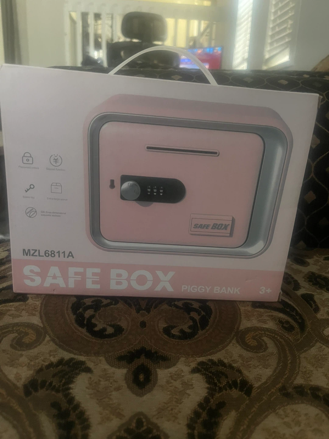 Safe box piggy bank - photo 2
