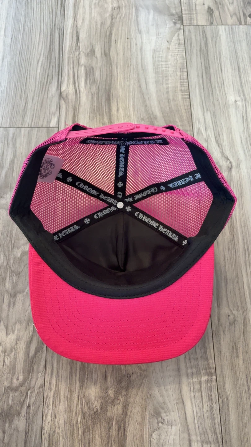 Chrome Hearts Pink and White Trucker Hat - photo 2