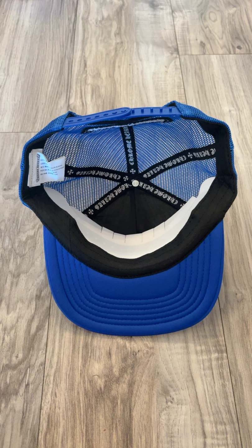 Chrome Hearts Trucker Cap - photo 2