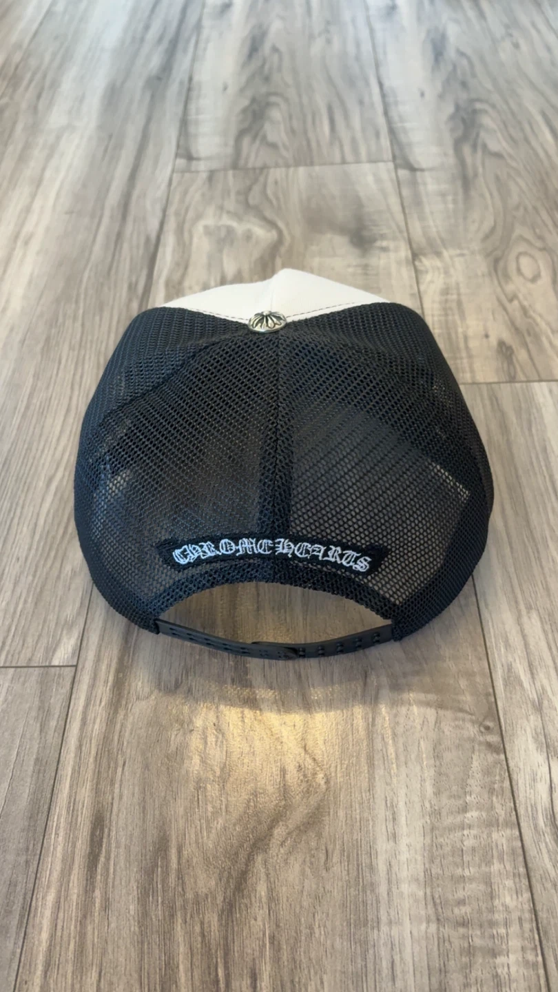 Chrome Hearts Trucker Cap - photo 2