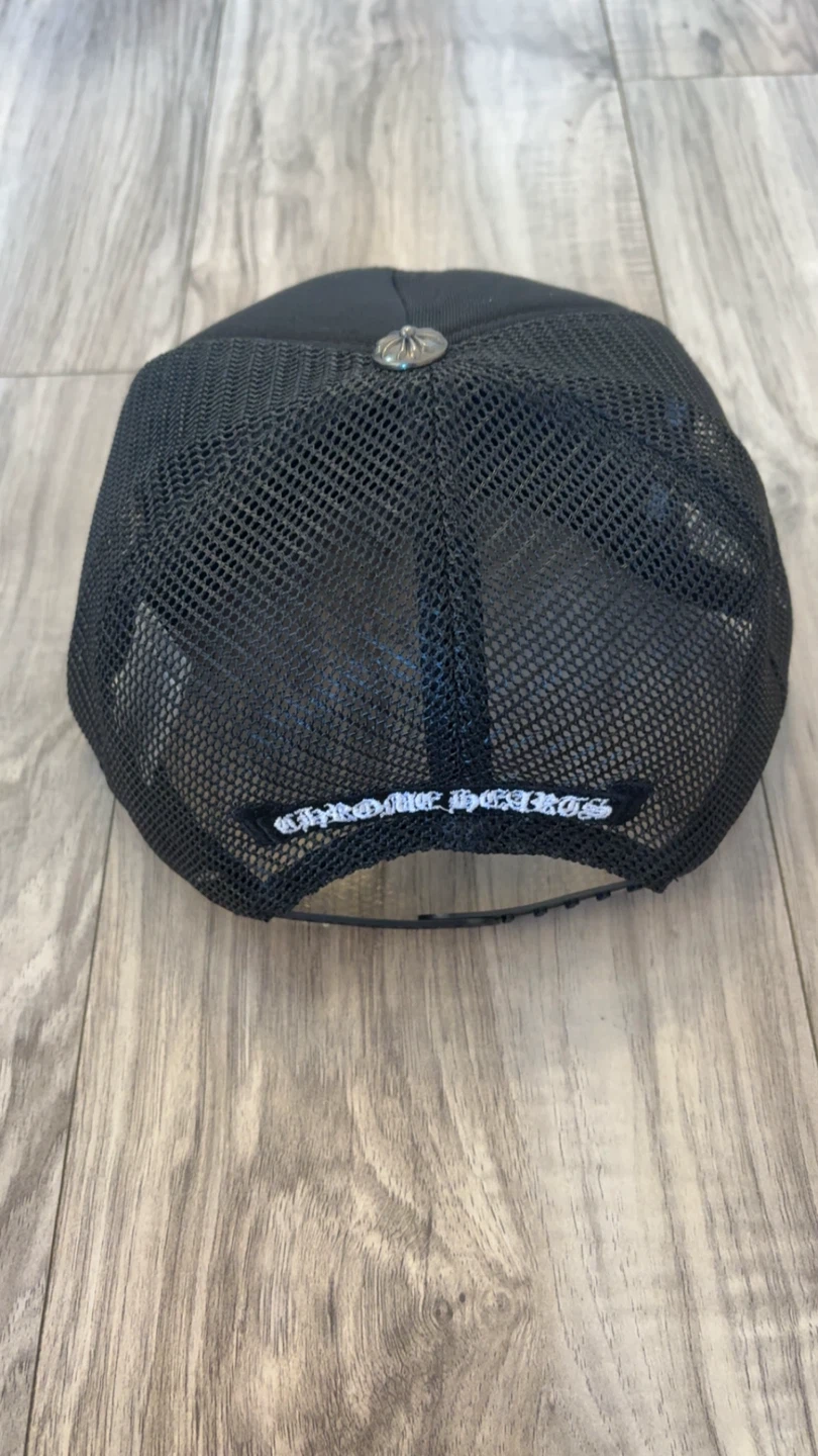 Chrome Hearts Trucker Cap - photo 2