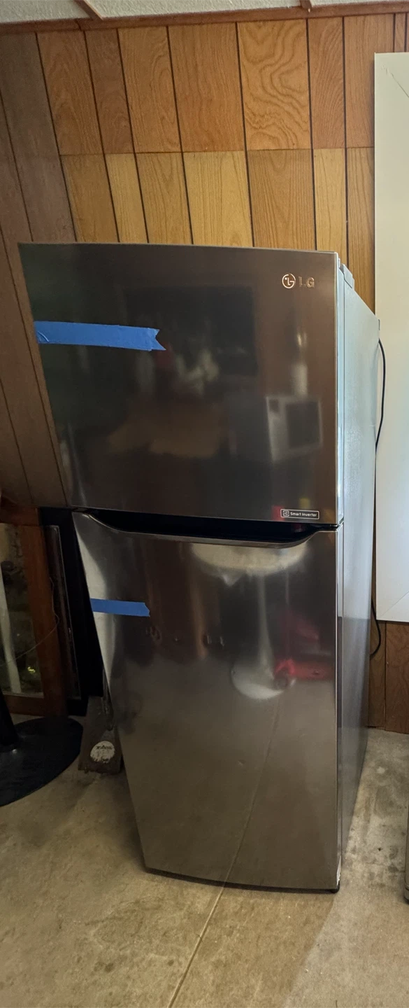 LG Smart Inverter Top-Freezer Refrigerator
