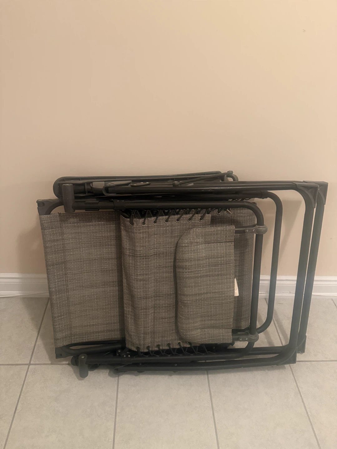 Zero Gravity Folding Recliner with Canopy - photo 4