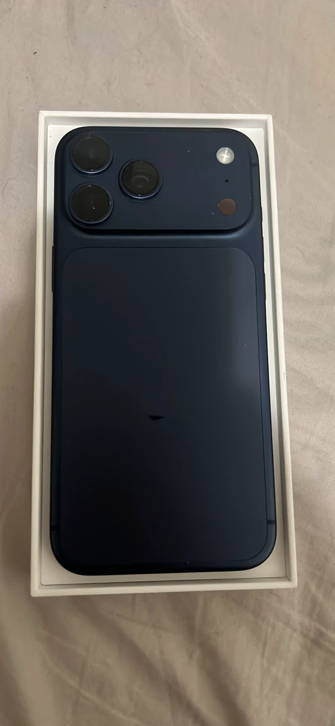 Apple iPhone 17 Pro Max 256GB - photo 4