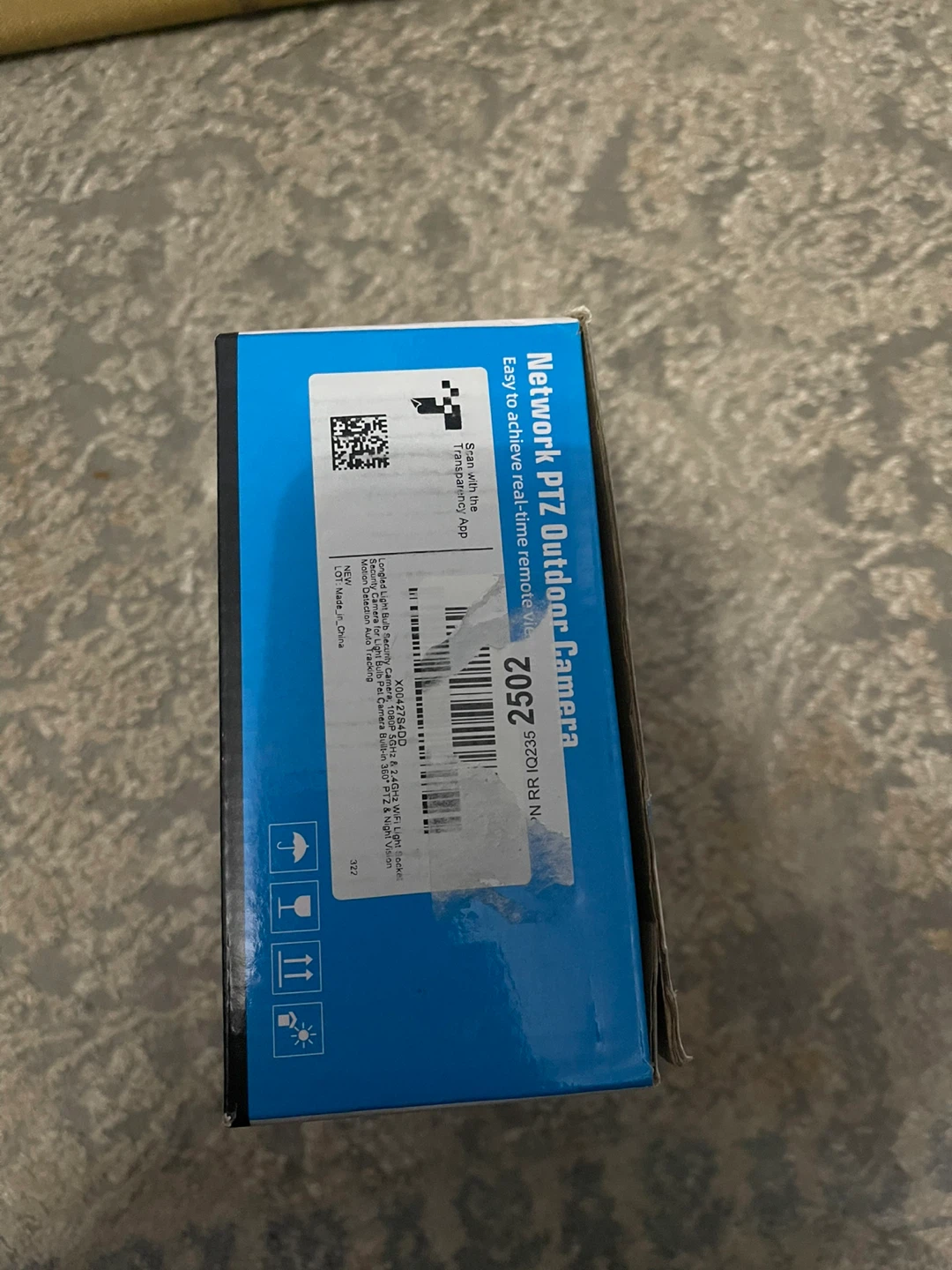 Wi-fi light bulb security camera