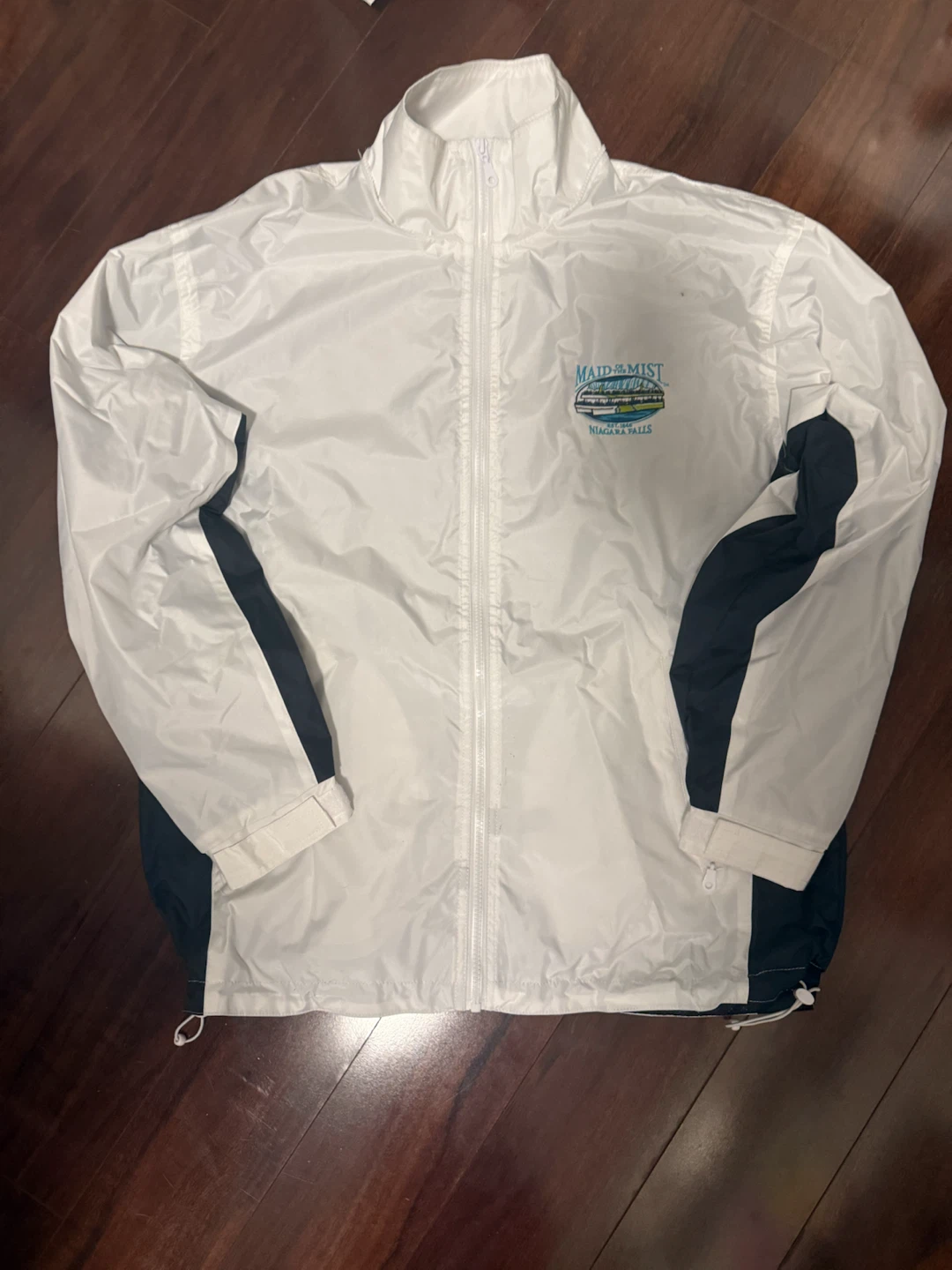 Maid of the Mist Windbreaker Jacket hat and souvenir