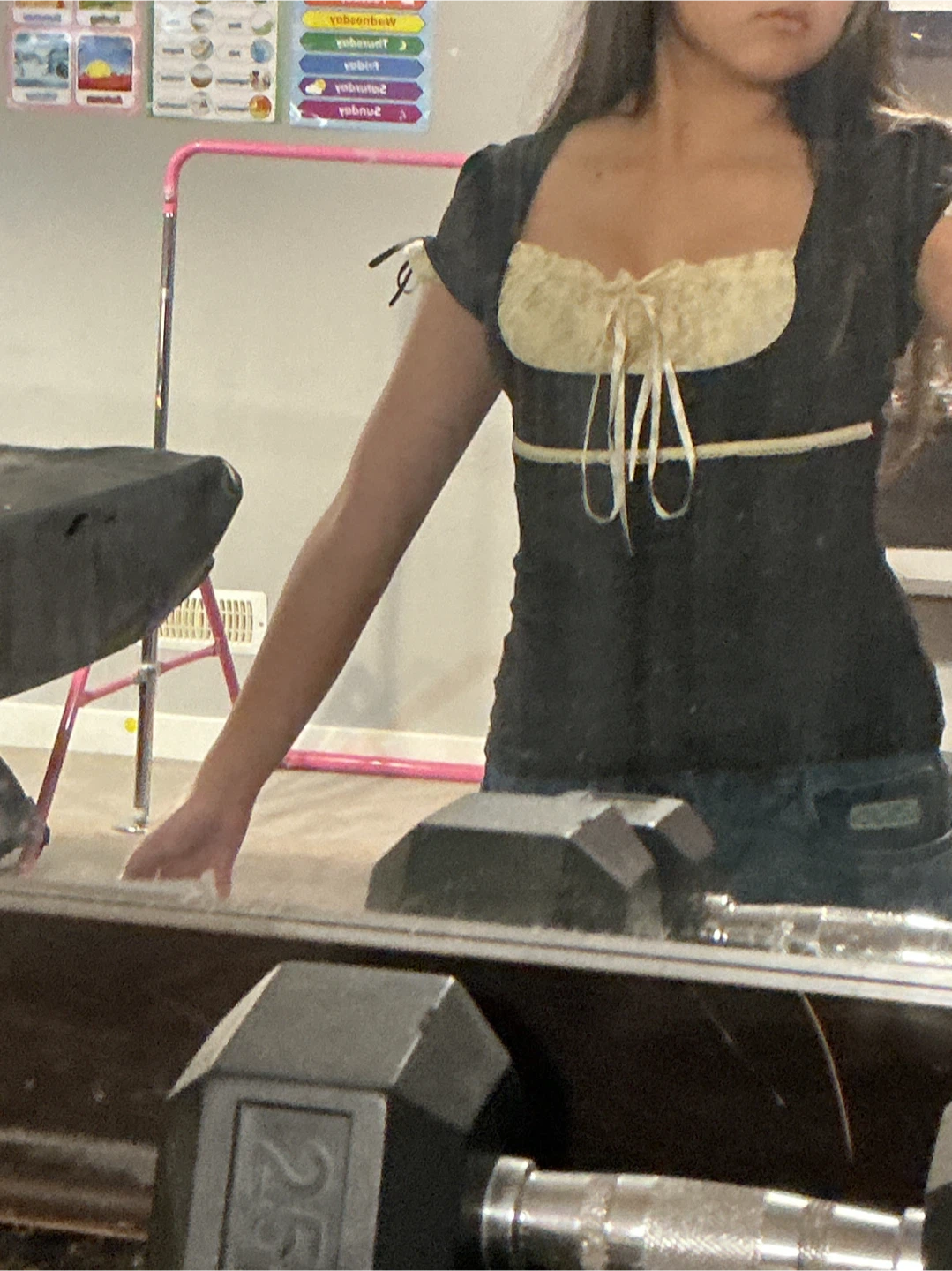 Black top with cream lace details - photo 4