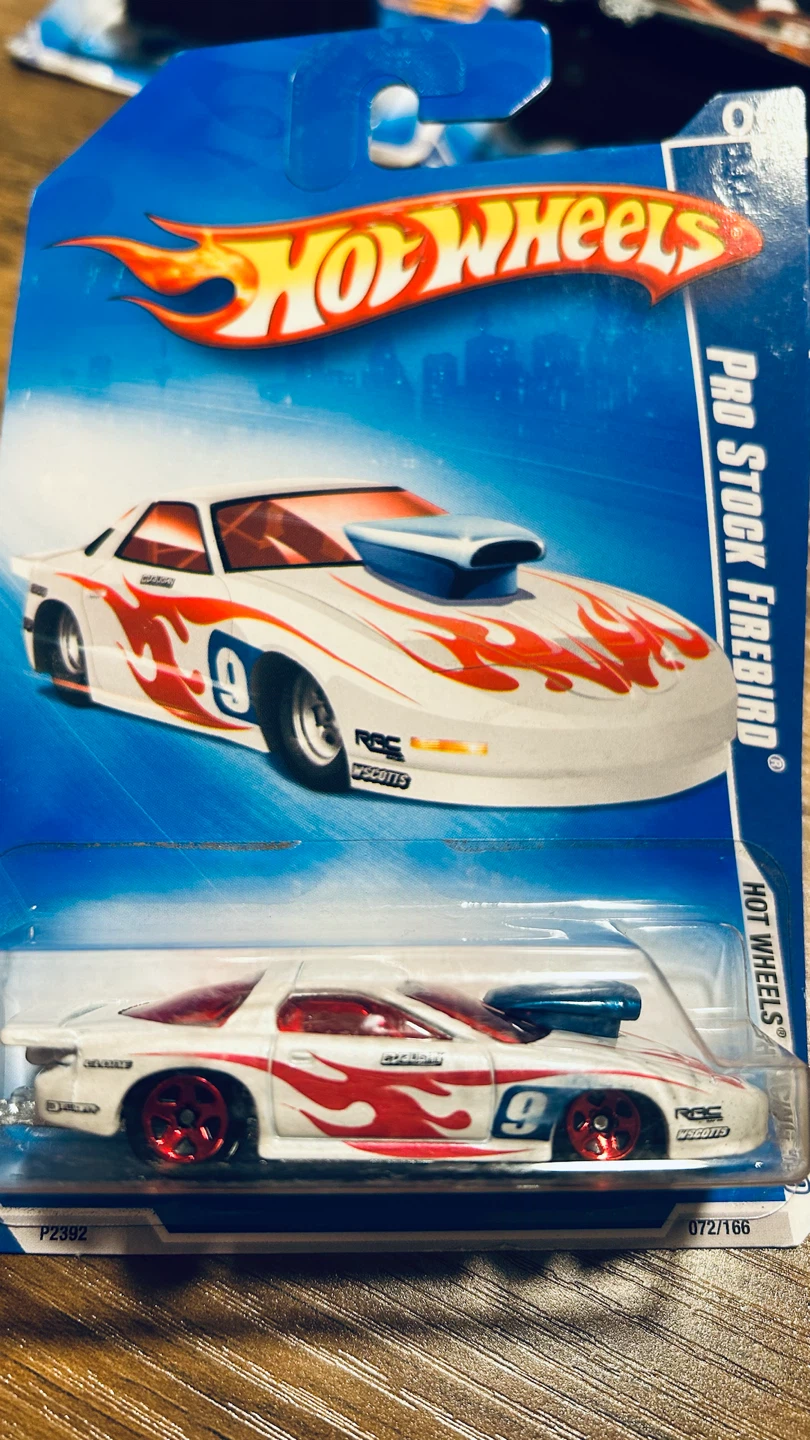 2009 Hot Wheels Lot of 5 – Deora II, Fiat 500, Firebir - photo 4