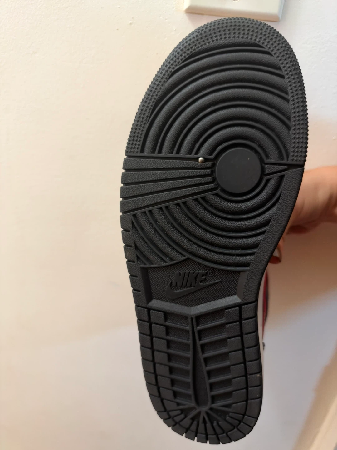 Nike Air Jordan 1 Mid - photo 4