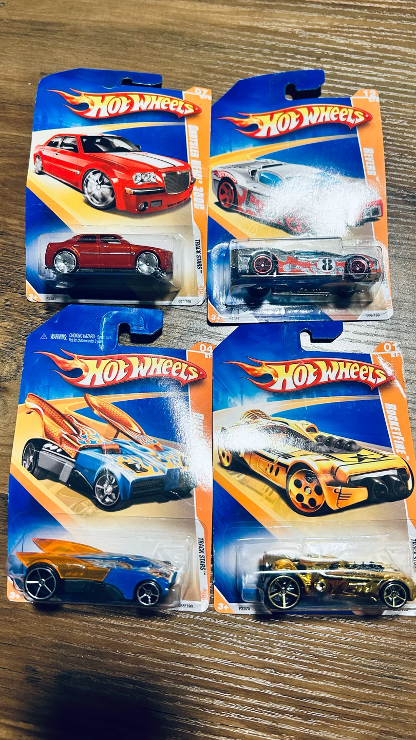 2009 Hot Wheels Lot of 4 – Buzz Bomb, Reverb, Chrysler Hemi
