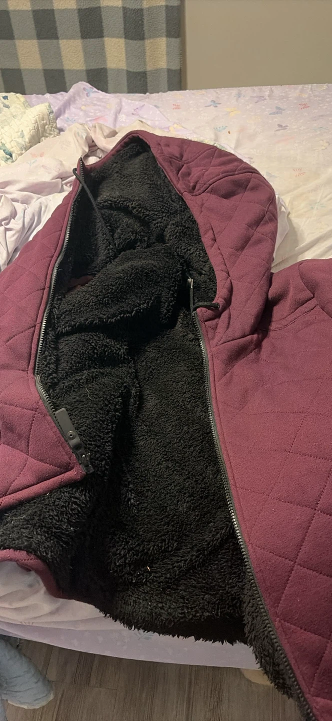 Maroon Quilted Sherpa-Lined Hoodie - photo 2