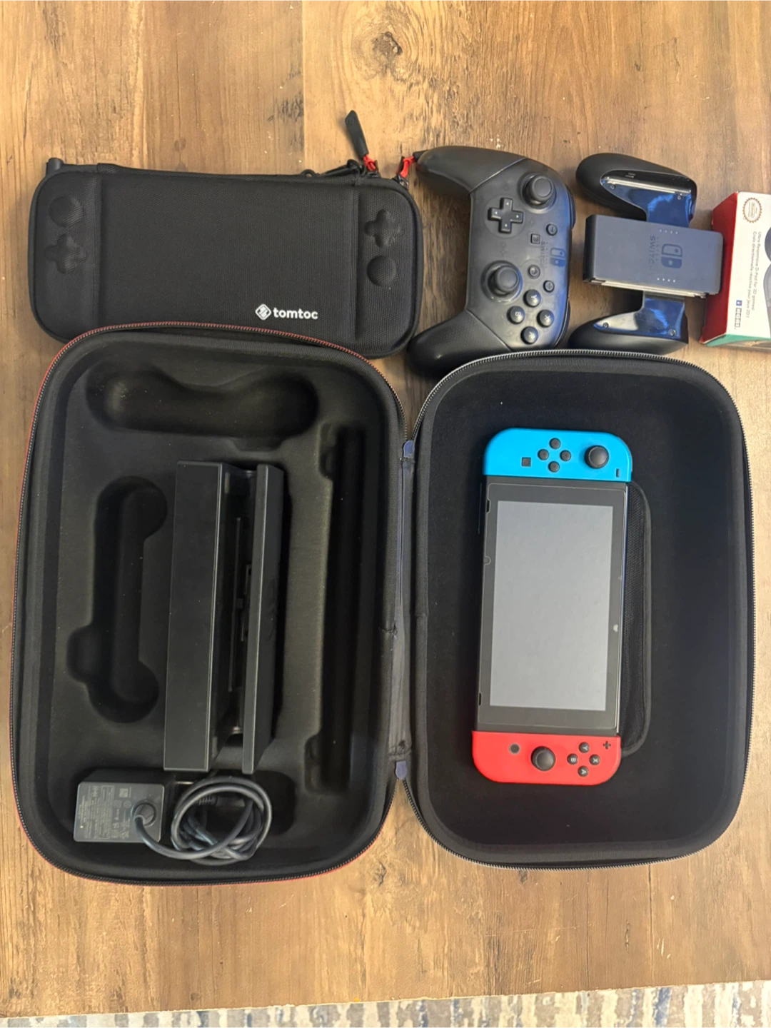 Nintendo Switch Console with Tomtoc Case and Extras - photo 3