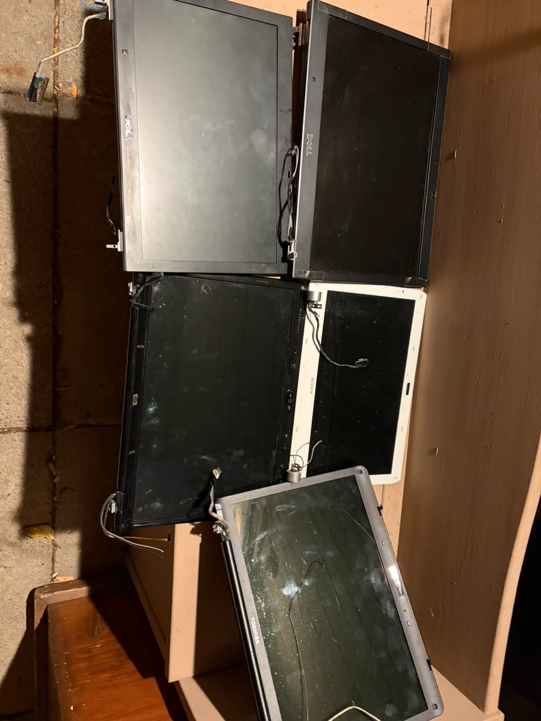 Assorted Laptop  Screens and Keyboards - photo 2